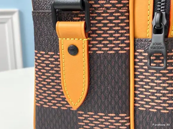 Firstbag LOUIS VUITTON BAG MESSAGER 0505